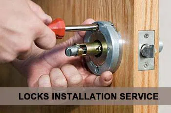 Capitol Locksmith Service East Weymouth, MA 781-298-3435 Capitol Locksmith Service East Weymouth, MA 781-298-3435 - lock-insta-sid-68-4mod